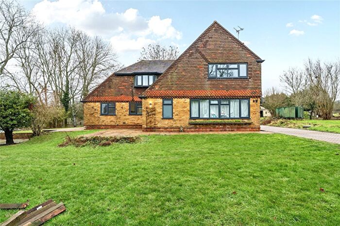 3 Bedroom Detached House To Rent In Bombers Lane, Westerham, TN16