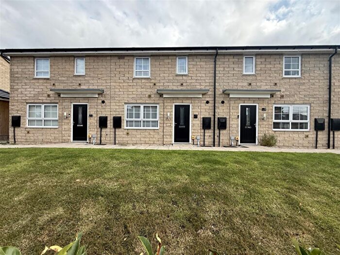 2 Bedroom Mews For Sale In Atherton Court, Mottram, SK14