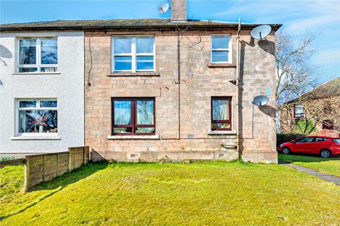 2 Bedroom Flat For Sale In Parkhead Crescent, West Calder, West Lothian, EH55