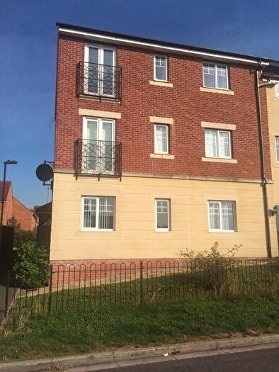 2 Bedroom Flat For Sale In Riverside Close, Bridgwater, TA6