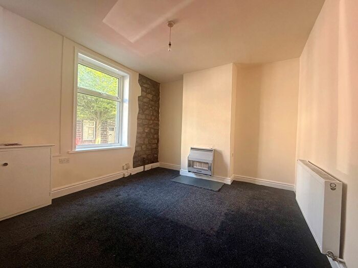 2 Bedroom Terraced House To Rent In William Street, Colne, BB8
