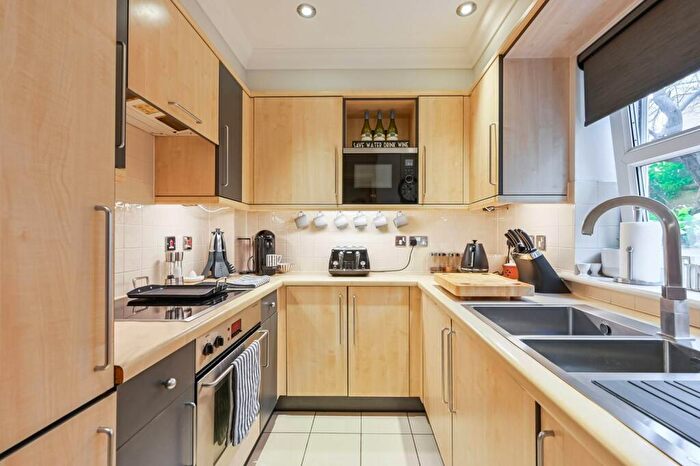 1 Bedroom Flat For Sale In Melville Place, Angel, London, N1