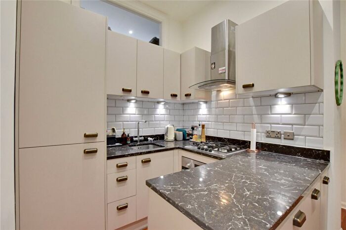 1 Bedroom Flat For Sale In Lee Terrace, Blackheath, London, SE3