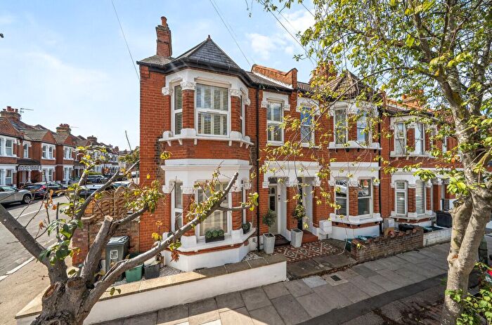 2 Bedroom Flat For Sale In Morgan Road, Bromley, BR1