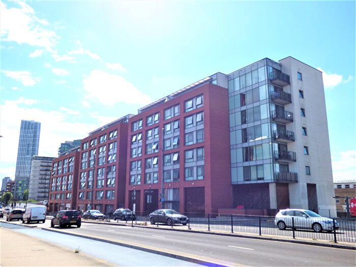 1 Bedroom Flat For Sale In Lock Building High Street, London, E15