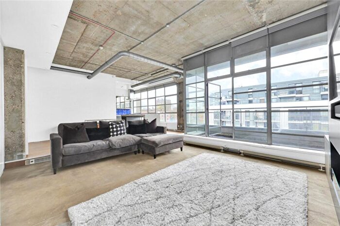 1 Bedroom Apartment To Rent In Canal Building, N1