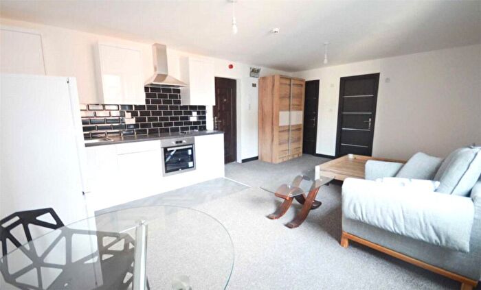 Apartment To Rent In Regal House, Duke Street, Stockport, SK1