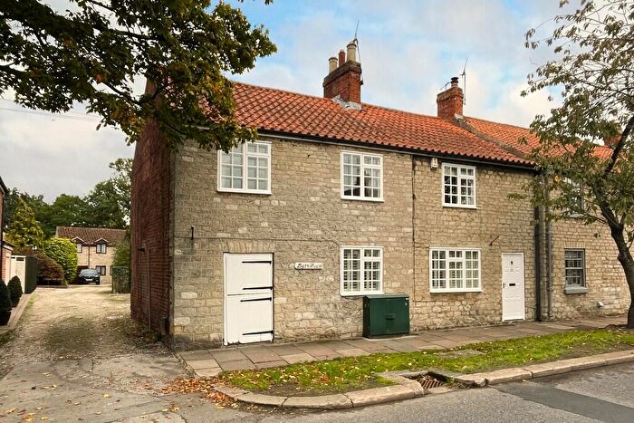 3 Bedroom Cottage For Sale In Northgate, Tickhill, Doncaster, DN11