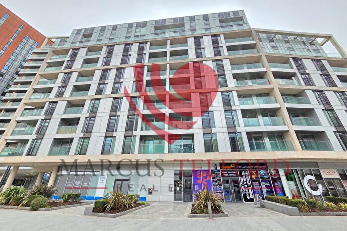 1 Bedroom Flat For Sale In Buckhold Road, London, SW18