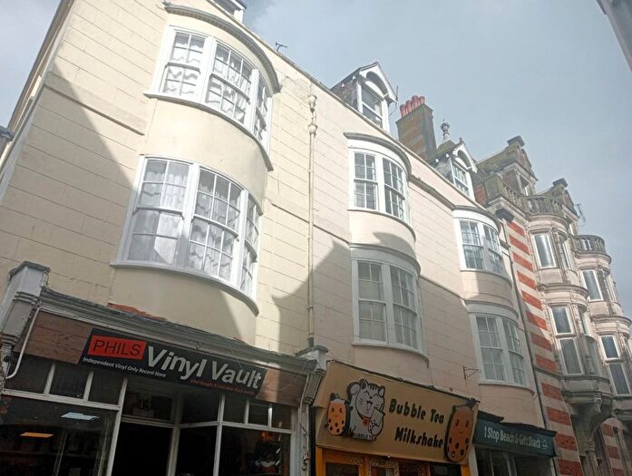1 Bedroom Flat To Rent In Bond Street, Weymouth, DT4
