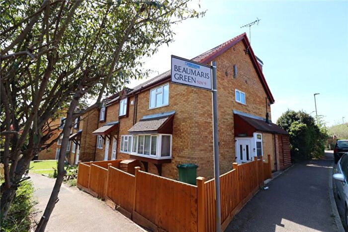 4 Bedroom End Of Terrace House To Rent In Snowdon Drive, Colindale, London, NW9