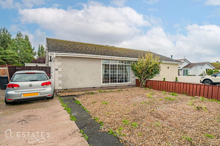 2 Bedroom Semi-Detached Bungalow For Sale In Towyn Way West, Towyn, LL22