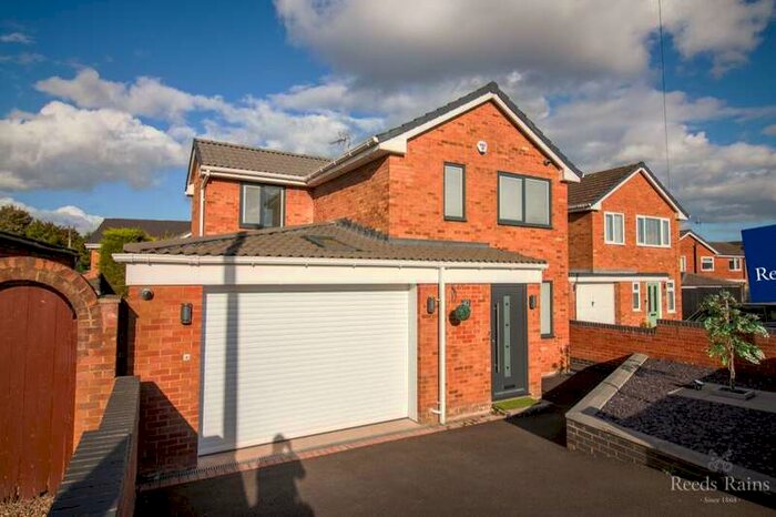 3 Bedroom Detached House For Sale In Fairways Drive, Ellesmere Port, CH66