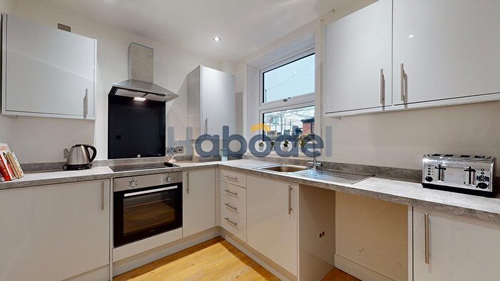 1 Bedroom Studio To Rent In Lansdowne Road, Bridlington, East Yorkshire, YO15