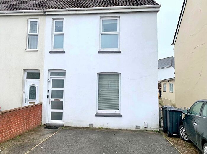 3 Bedroom Semi Detached House To Rent In Ringwood Road, Poole, BH14