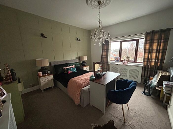 3 Bedroom End Of Terrace House For Sale In Church Lane, Normanton, WF6