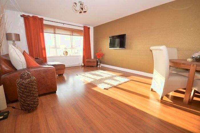 1 Bedroom Flat To Rent In Sawmill Medway, Bonnyrigg, EH19