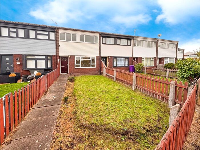 3 Bedroom Terraced House To Rent In Valley Road, Wolverhampton, West Midlands, WV10
