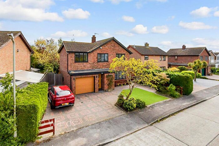 5 Bedroom Detached House For Sale In Ellis Way, Herne Bay, Kent, CT6