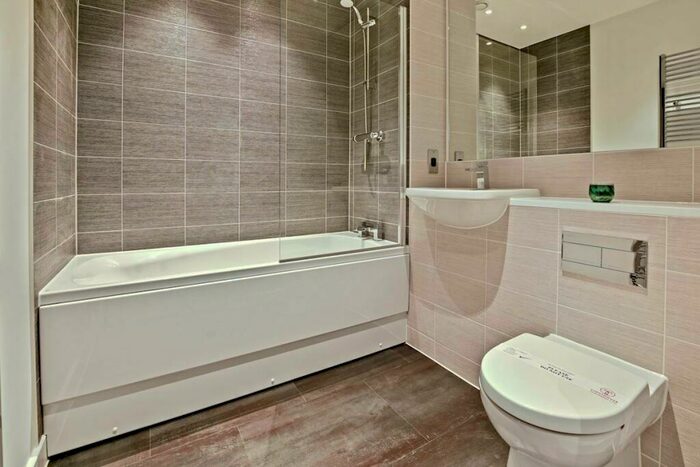 2 Bedroom Apartment To Rent In Tovell Court, Rolfe Terrace, London, SE18