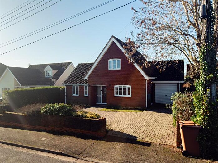3 Bedroom Chalet For Sale In Church Road, Stowmarket, IP14