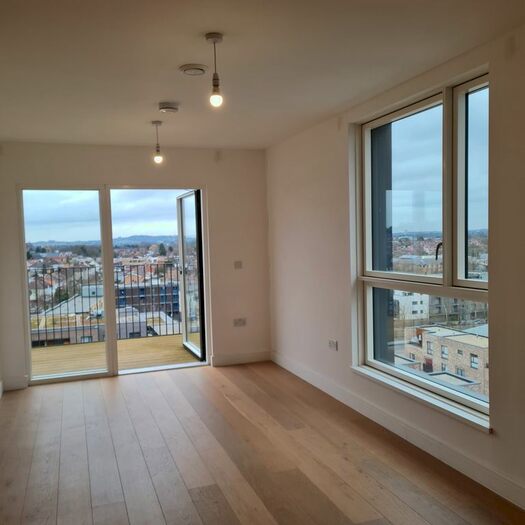 3 Bedroom Flat To Rent In Edgware Road, London, NW9