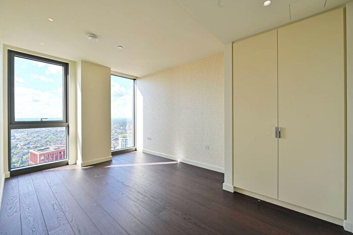 2 Bedroom Flat To Rent In Bondway, Vauxhall, London, SW8