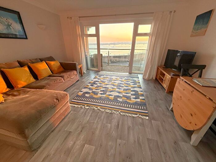 1 Bedroom Flat For Sale In Shelly Road, Exmouth, EX8