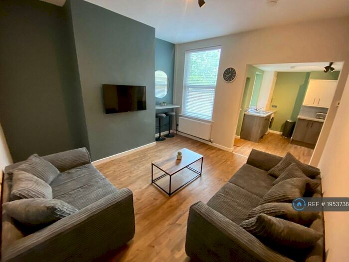 4 Bedroom Terraced House To Rent In St Marks Road, Preston, PR1