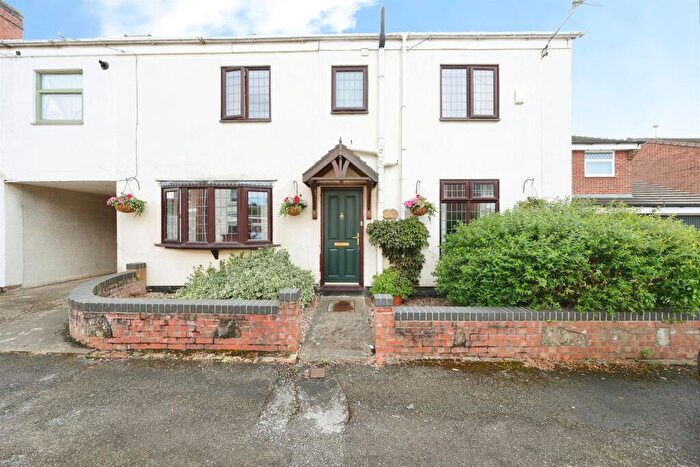 5 Bedroom Link Detached House For Sale In Chapel Street, Church Gresley, Swadlincote, DE11