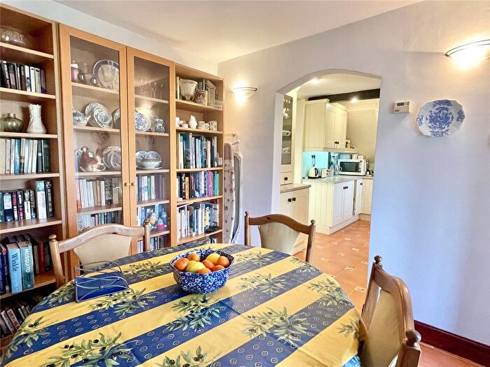 4 Bedroom Detached House For Sale In Penybontfawr, Oswestry, Powys, SY10