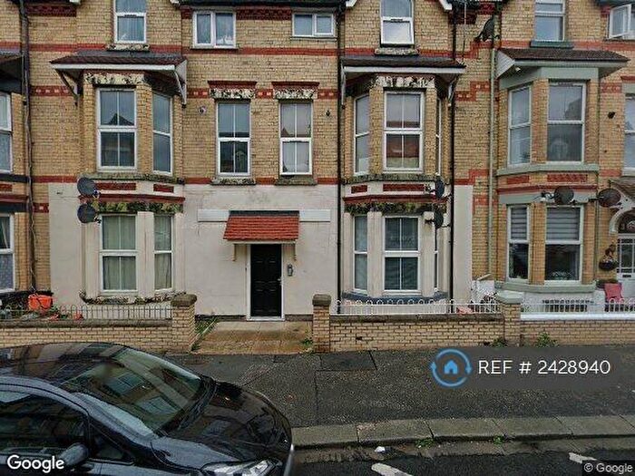 2 Bedroom Flat To Rent In John Street, Rhyl, LL18
