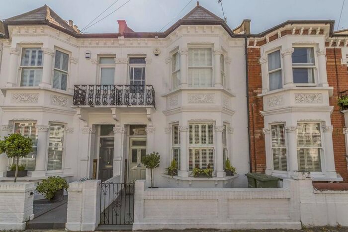 4 Bedroom Property To Rent In Winchendon Road, London, SW6