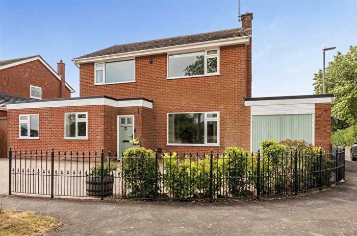 4 Bedroom Detached House For Sale In Churchill Drive, Upper Bruntingthorpe, Lutterworth, LE17