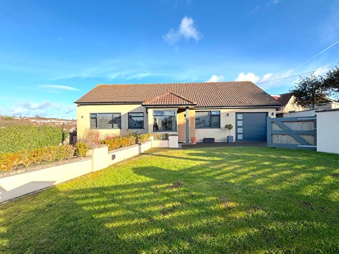 4 Bedroom Detached Bungalow For Sale In Hayes Road, Midsomer Norton, BA3