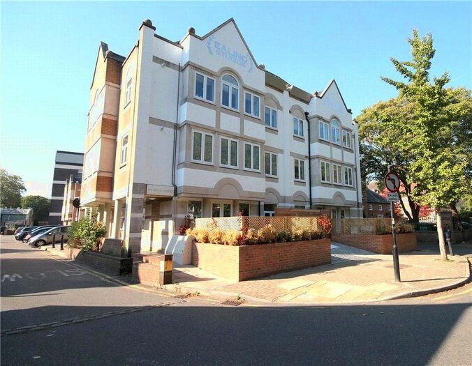 2 Bedroom Flat To Rent In Ealing Green, Ealing, W5