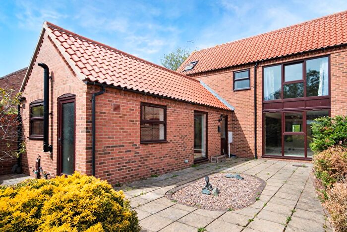 3 Bedroom Semi-Detached House For Sale In Habblesthorpe, Retford, DN22