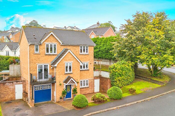 5 Bedroom Detached House For Sale In Sandford View, Newton Abbot, TQ12