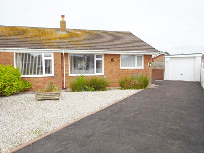 3 Bedroom Semi-Detached Bungalow For Sale In Pike Court, Fleetwood, Lancashire, FY7