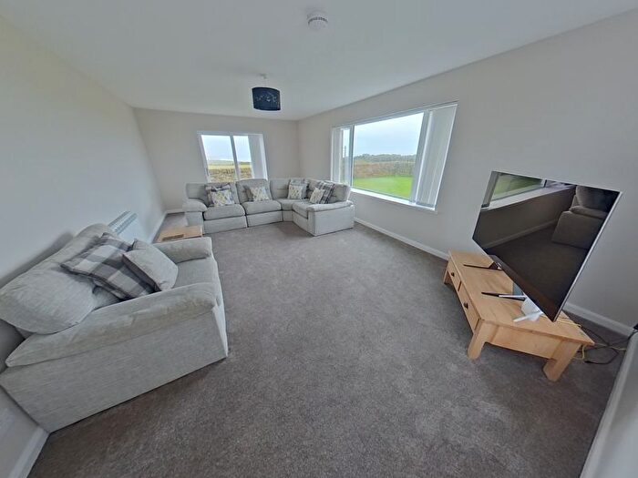 3 Bedroom Detached Bungalow To Rent In Lybster, KW3