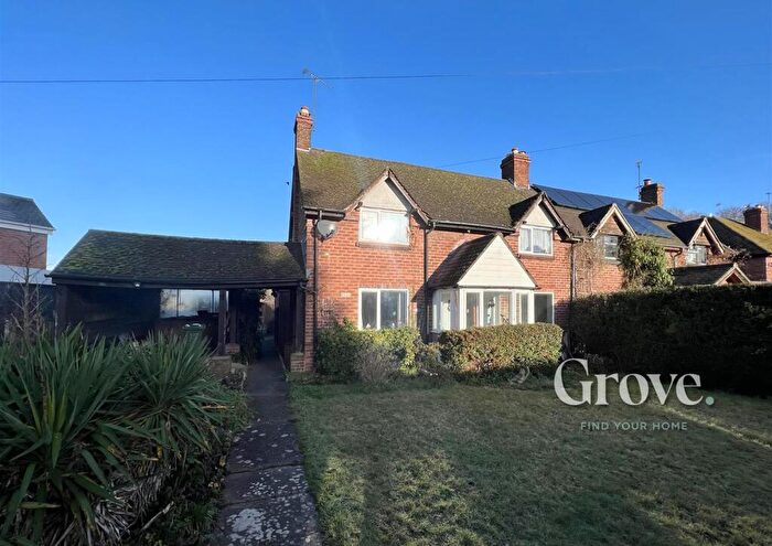 3 Bedroom Semi-Detached House For Sale In The Croft, Blakedown, Kidderminster, DY10