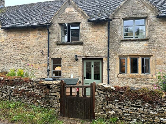 3 Bedroom Terraced House To Rent In Hazleton, Cheltenham, GL54