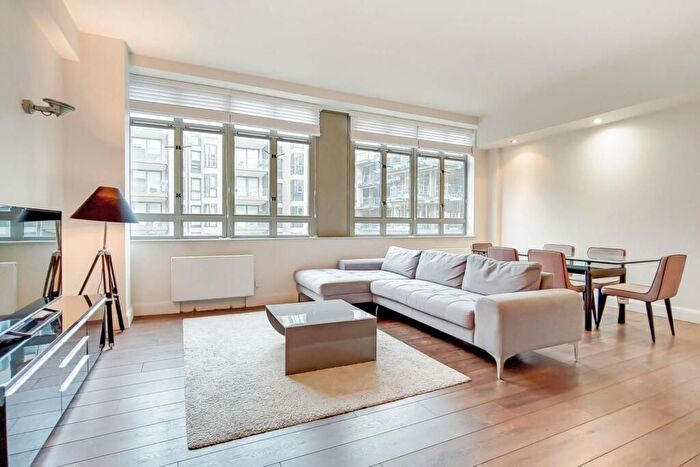 1 Bedroom Flat To Rent In City Road, Old Street, London, EC1V