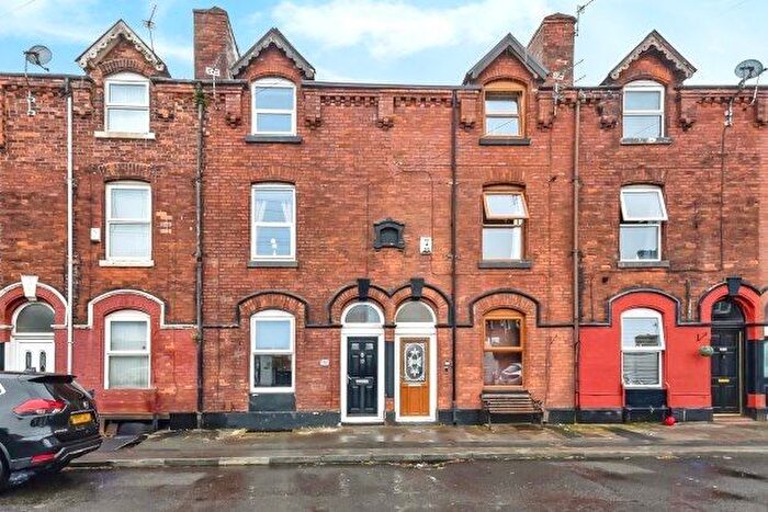 3 Bedroom Terraced House To Rent In Nile Street, Ashton-Under-Lyne, OL7