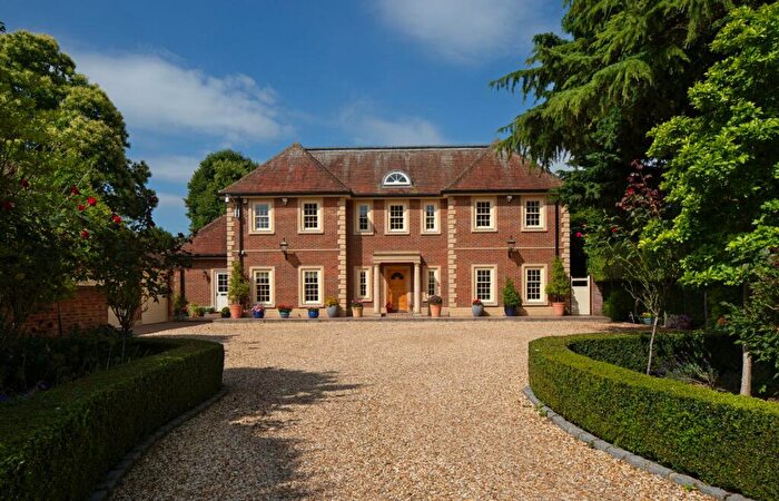 7 Bedroom Detached House For Sale In High Street, Childrey, Wantage, Oxfordshire, OX12