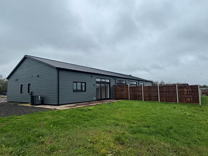 3 Bedroom Barn Conversion To Rent In Ashendene Road, Bayford, Hertford, SG13