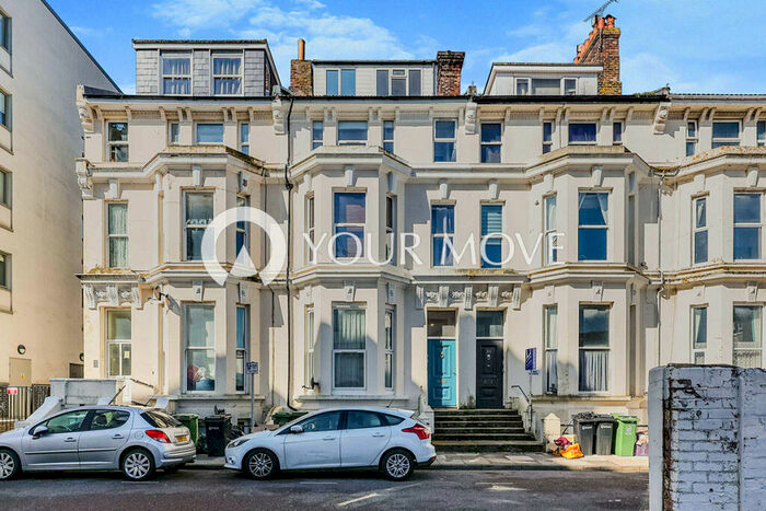 2 Bedroom Flat To Rent In Alhambra Road, Southsea, Hampshire, PO4