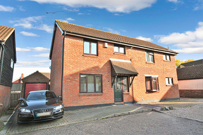 3 Bedroom Semi Detached House To Rent In Barlows Reach, Chelmer Village, CM2
