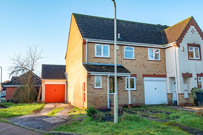 3 Bedroom Terraced House For Sale In Borkum Close, Andover, SP10