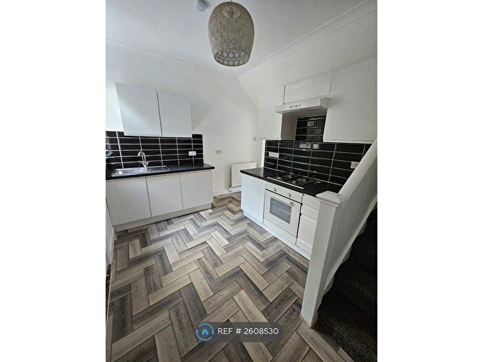 2 Bedroom Terraced House To Rent In Crab Lane, Manchester, M9